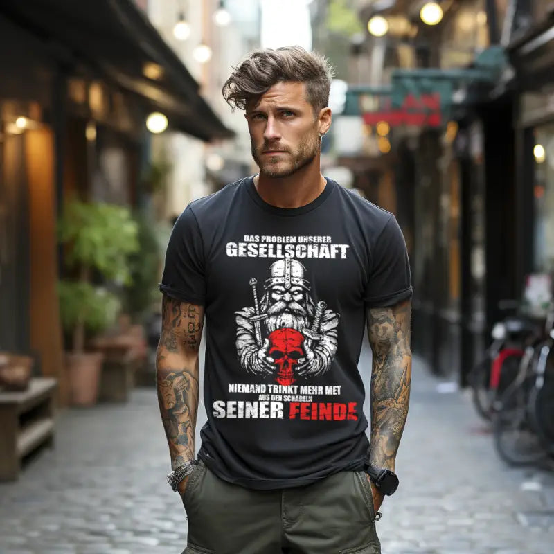 Seiner Feinde Wikinger T-Shirt am Model, KI-generiert