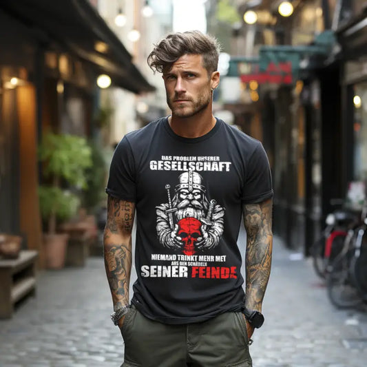Seiner Feinde Wikinger T-Shirt am Model, KI-generiert